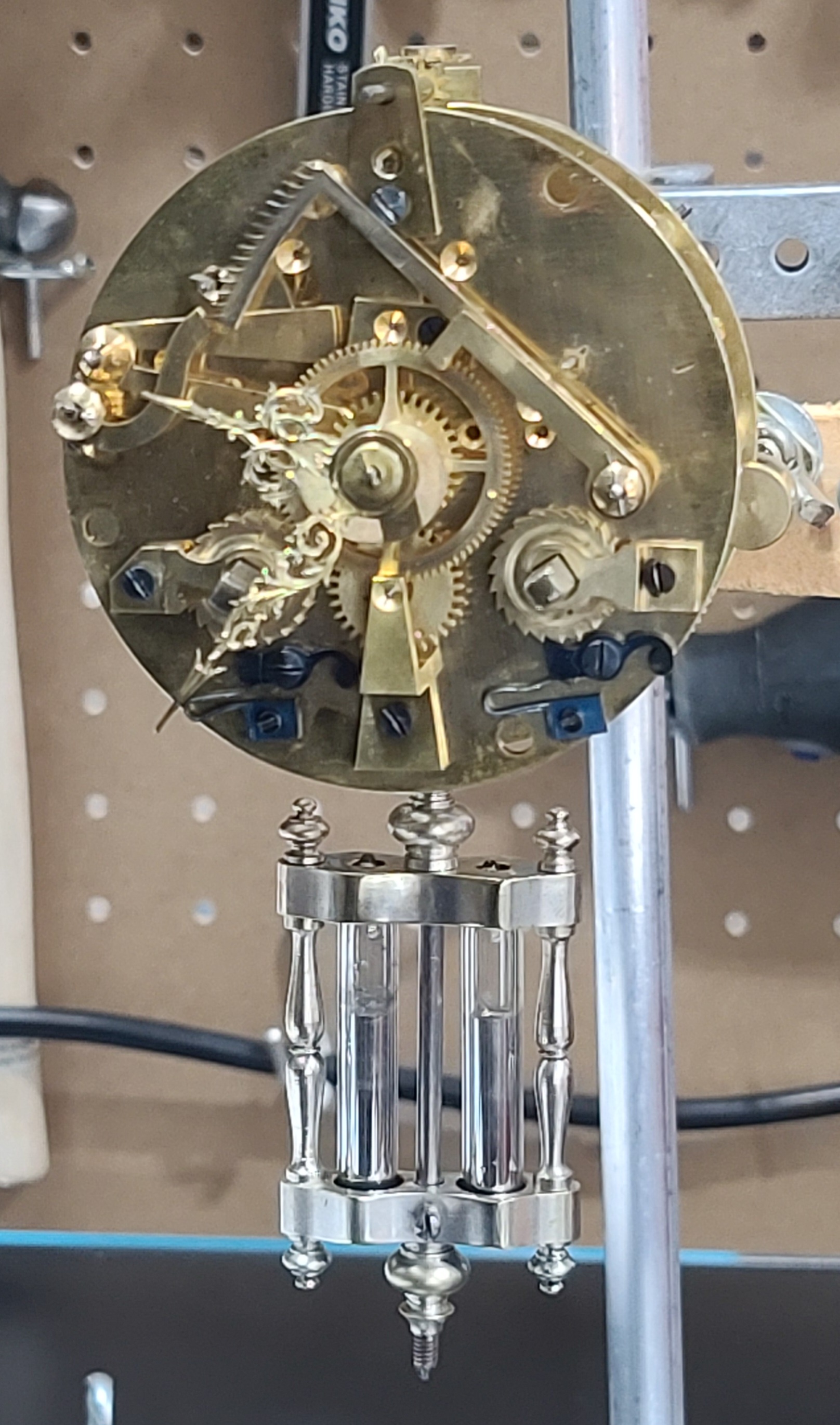 Crystal Regulator With Original Silver Plated Mercury Pendulum